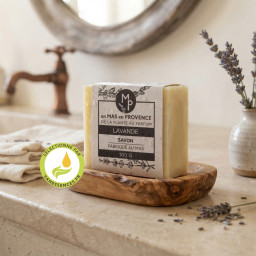 Savon artisanal aux huiles essentielles bio de lavande fine et lavandin – 100 g