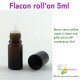 Flacon roll'on 5ml verre ambré. Bouchon capot à visser noir. Bille roll PP.